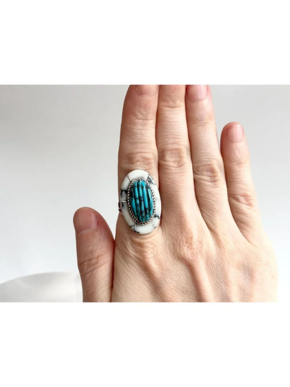 White Buffalo Turquoise Oval Jumbo Sterling Silver 925 Vintage Ring - sz 8